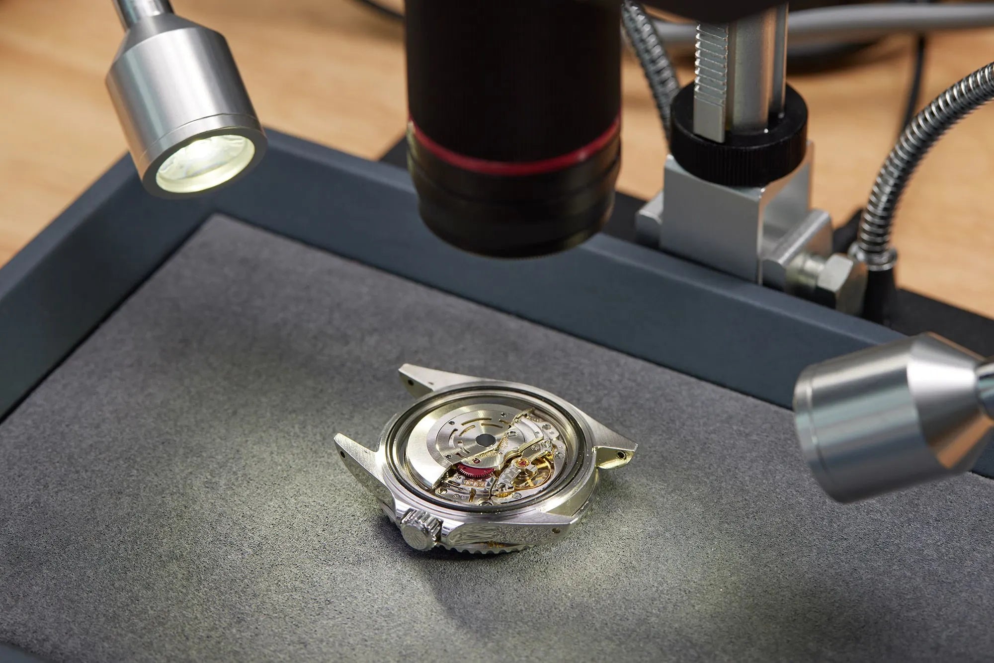 The Connoisseur’s Guide: Decoding Watch Authenticity with Azzam Watches Azzam Watches
