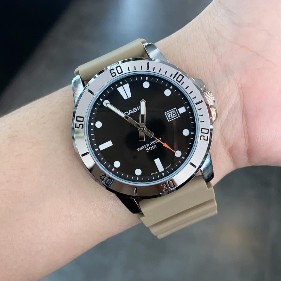 Casio - MTP-VD01-5EVUDF - Azzam Watches