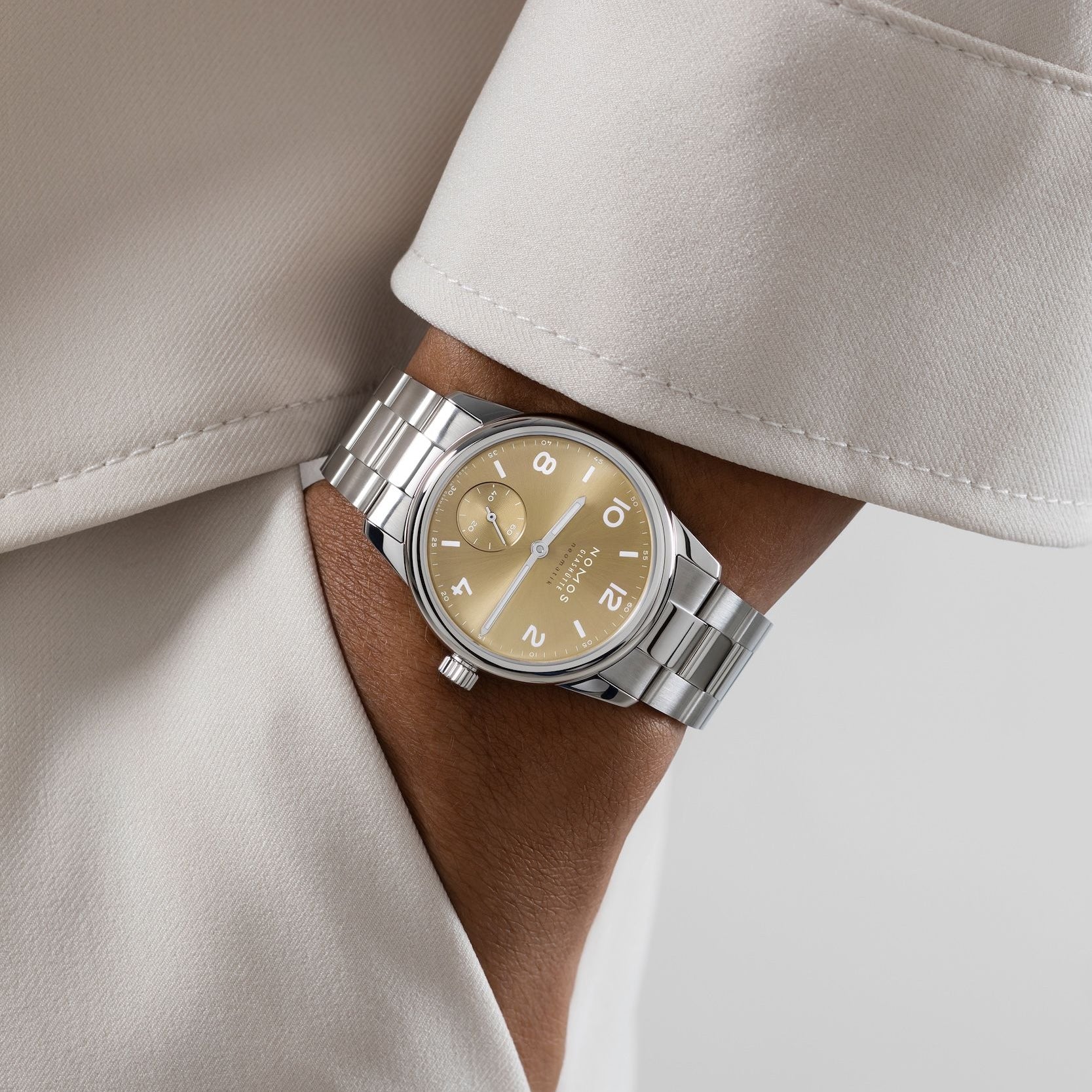 Club Sport neomatik 34 gold NOMOS Glashütte