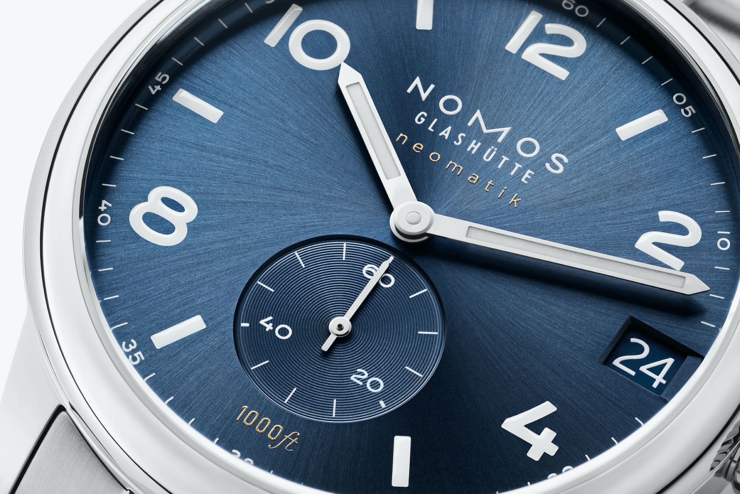 Club Sport neomatik 42 date blue NOMOS Glashütte