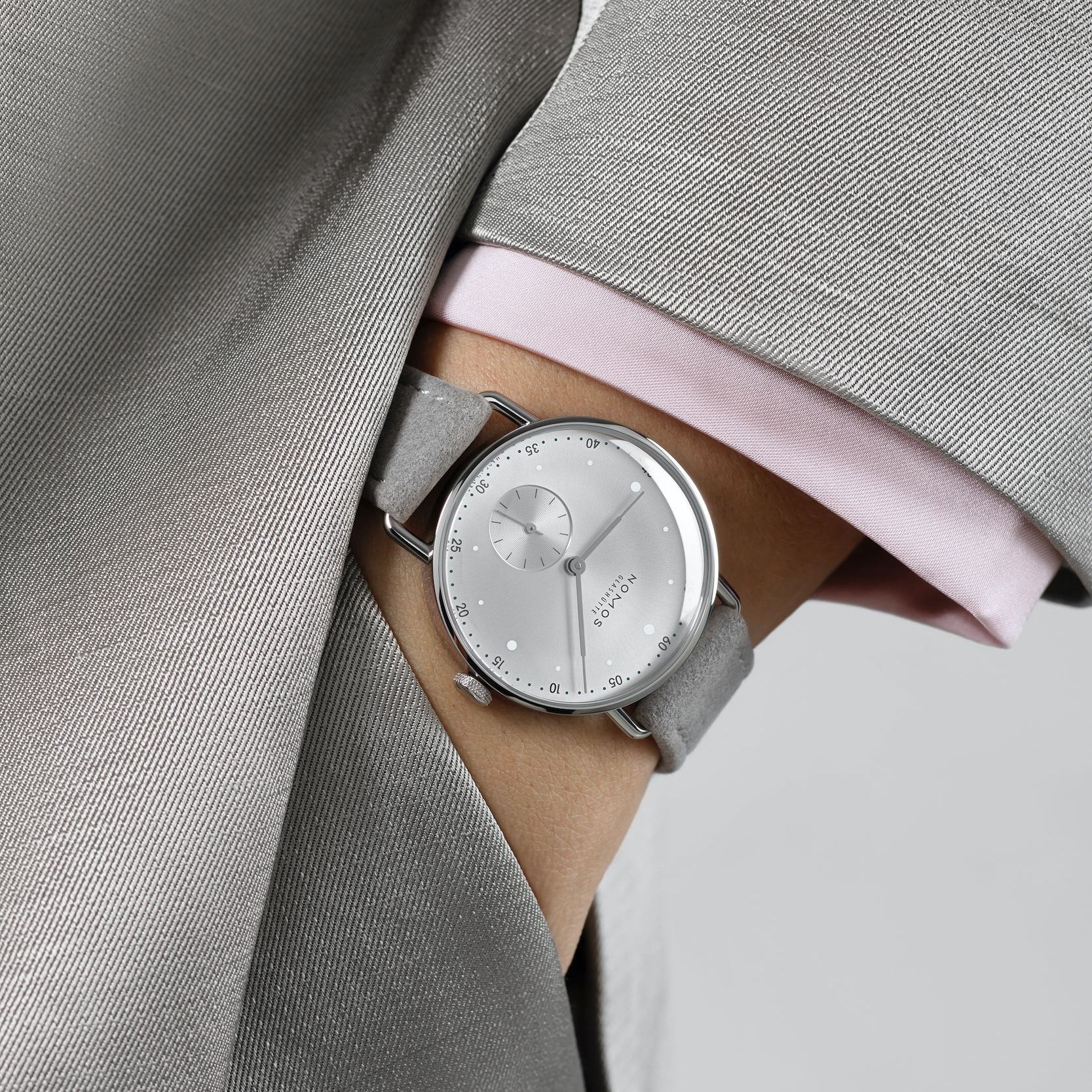 Metro 33 all silver