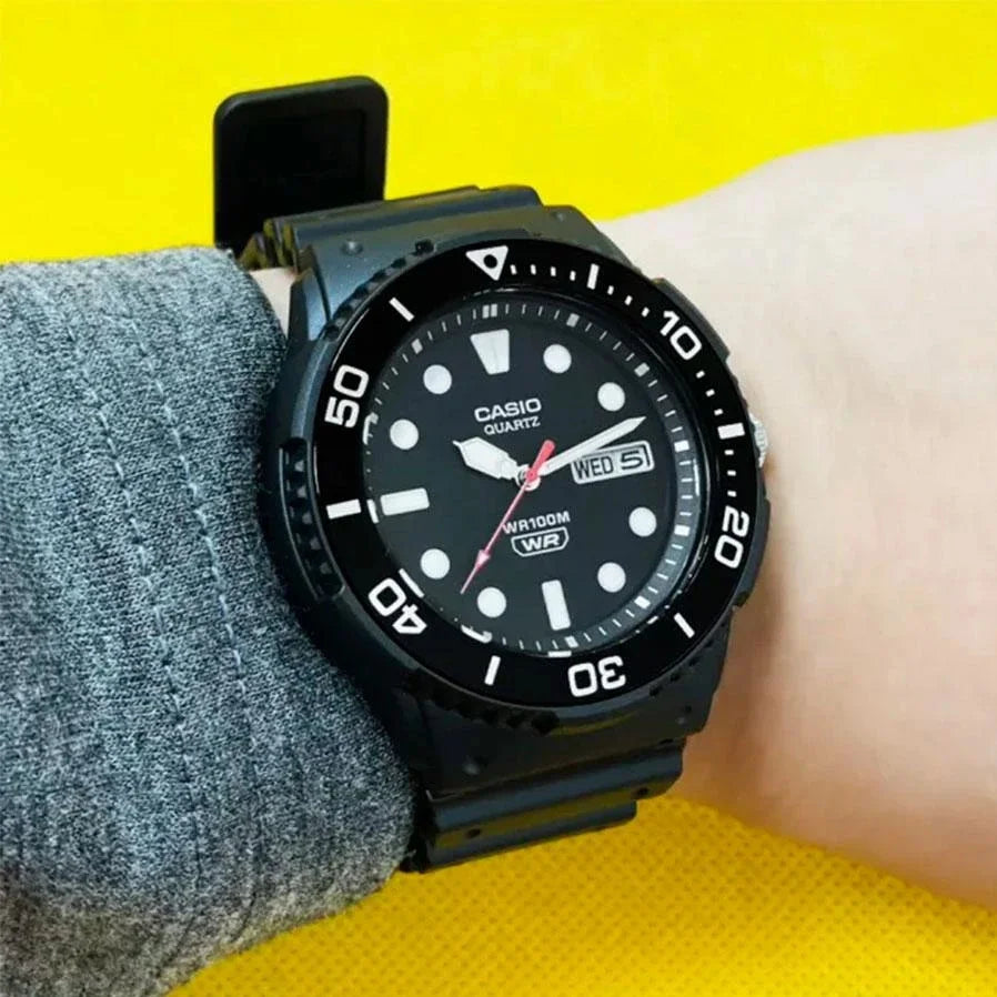Casio - MRW-230H-1E1VDF Casio