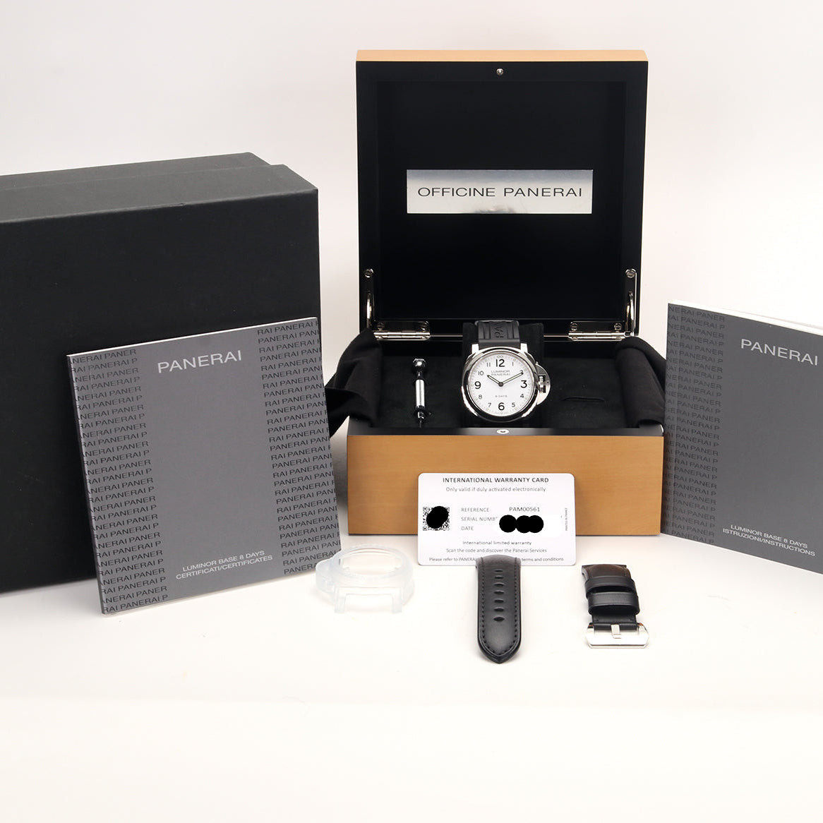 Panerai Luminor PAM00561 8 Days Acciaio Stainless Steel