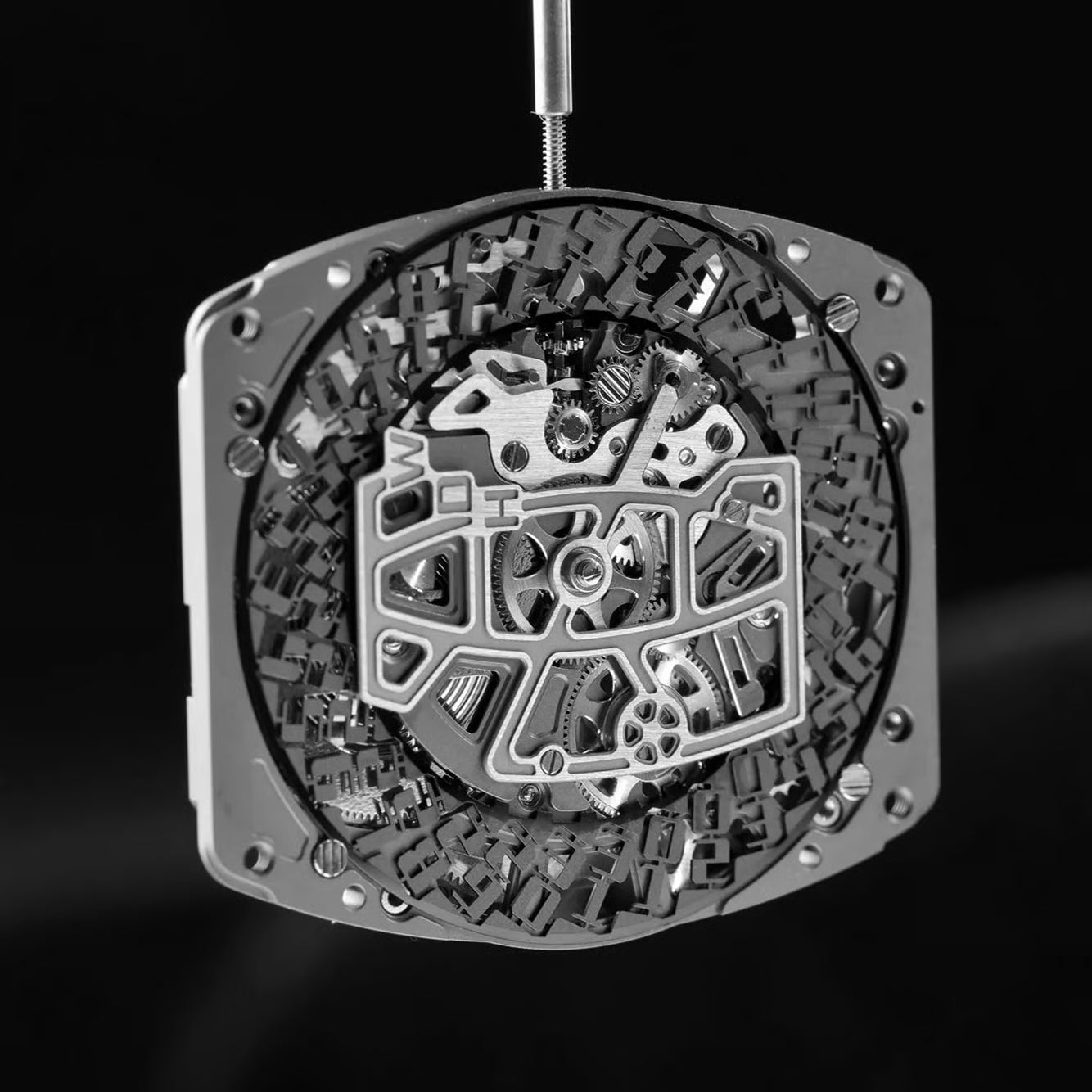 ساعة ريتشارد ميل RM 67-01 تيتانيوم فائقة النحافة أوتوماتيكية ذات مينا أسود للجنسين