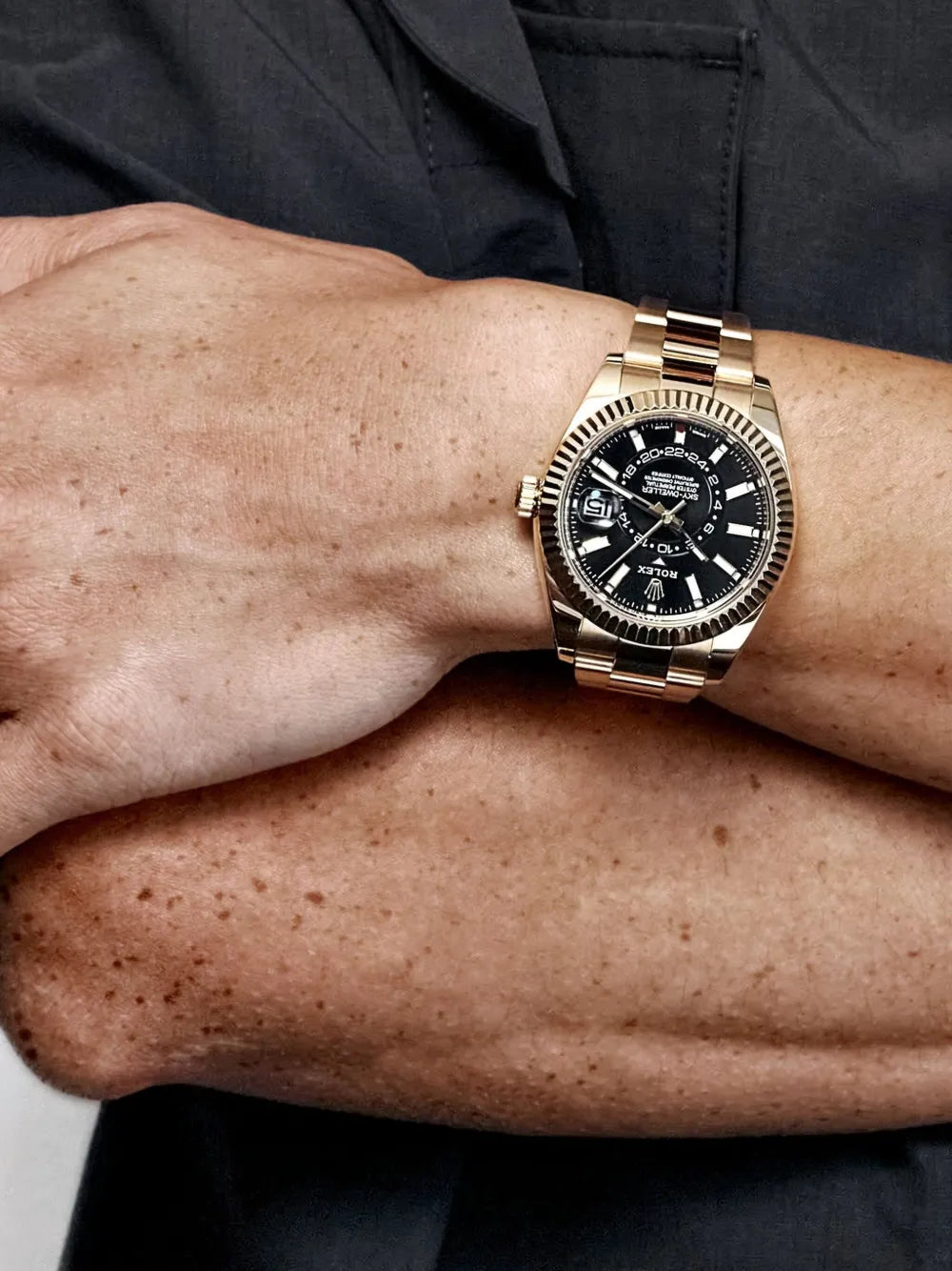 Rolex Sky Dweller 326934 Bk Black Indices Dial White Gold Bezel 42Mm Stainless Steel Oyster Bracelet