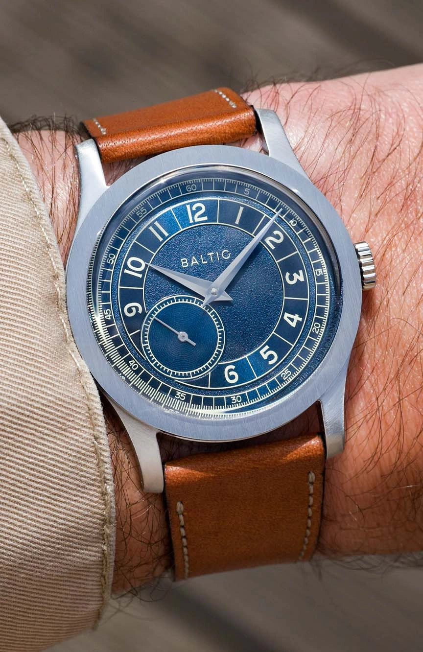 BALTIC MR MR Roulette - Blue - Stitched Lion