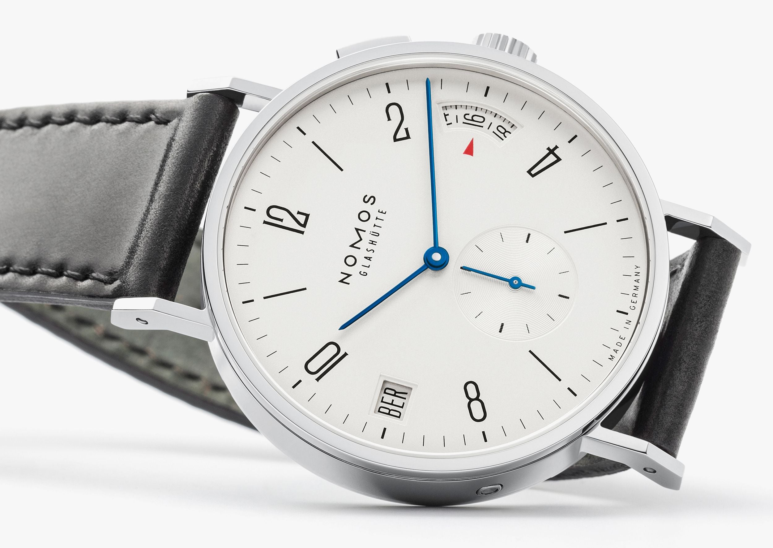 Tangomat GMT NOMOS Glashütte