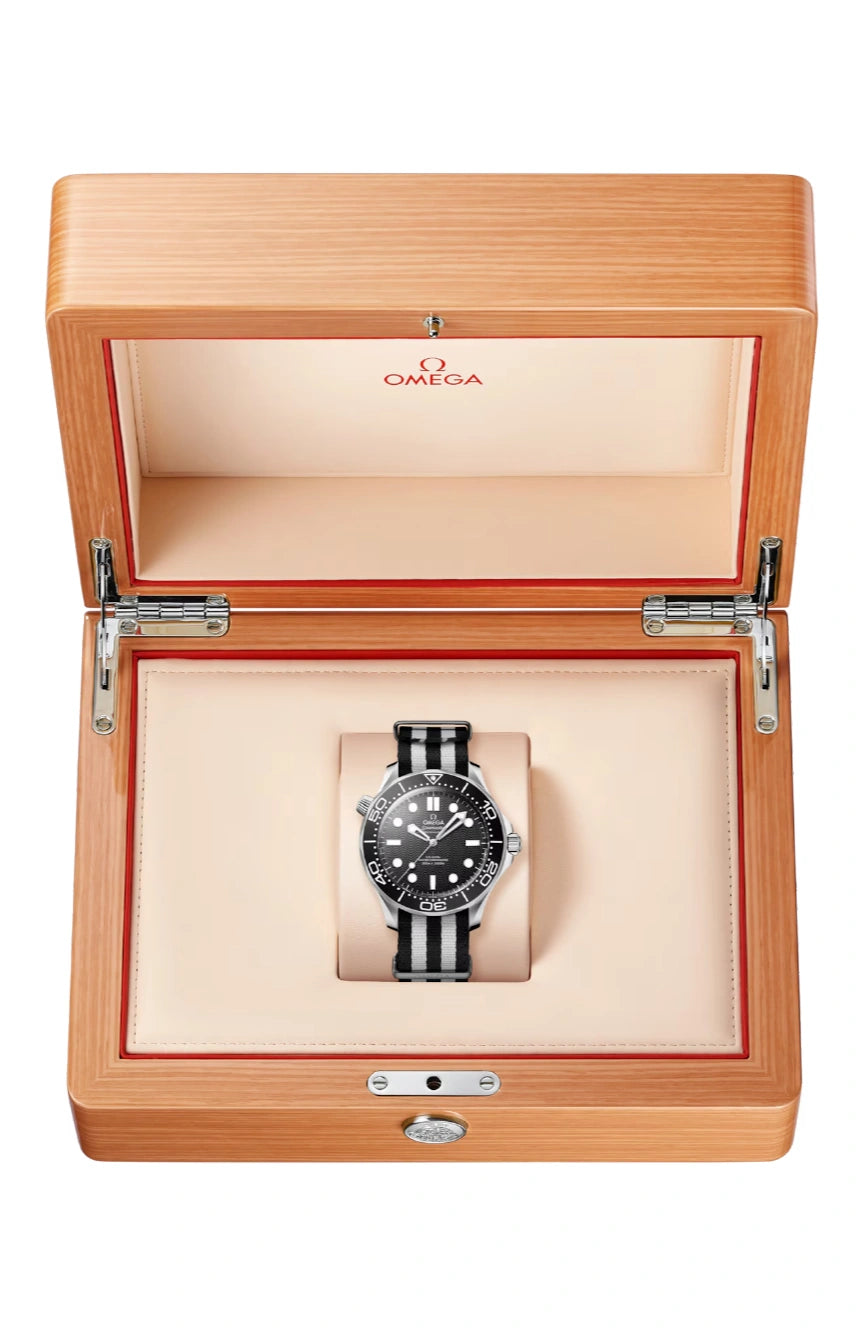 OMEGA SEAMASTER DIVER 300M