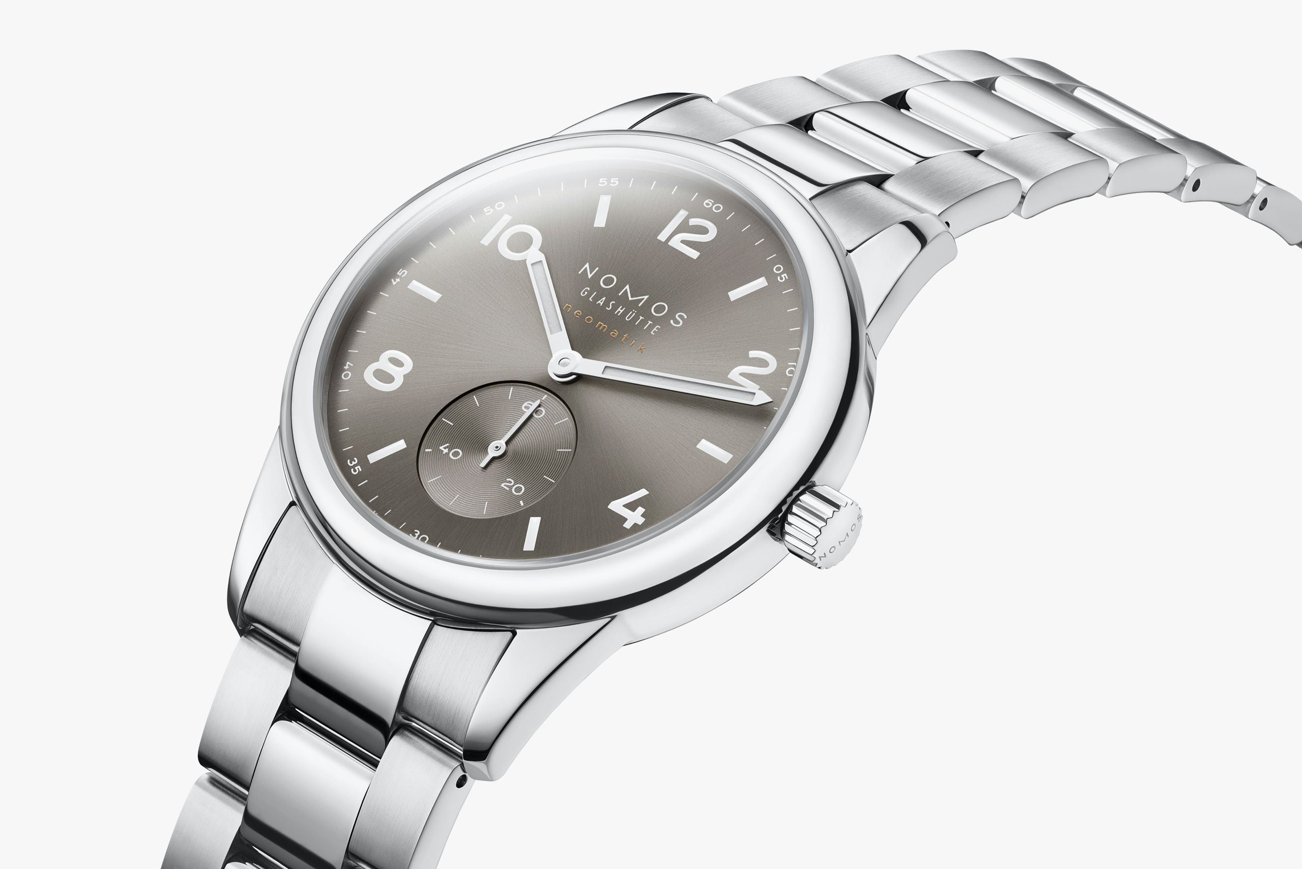 Club Sport neomatik 39 smoke NOMOS Glashütte