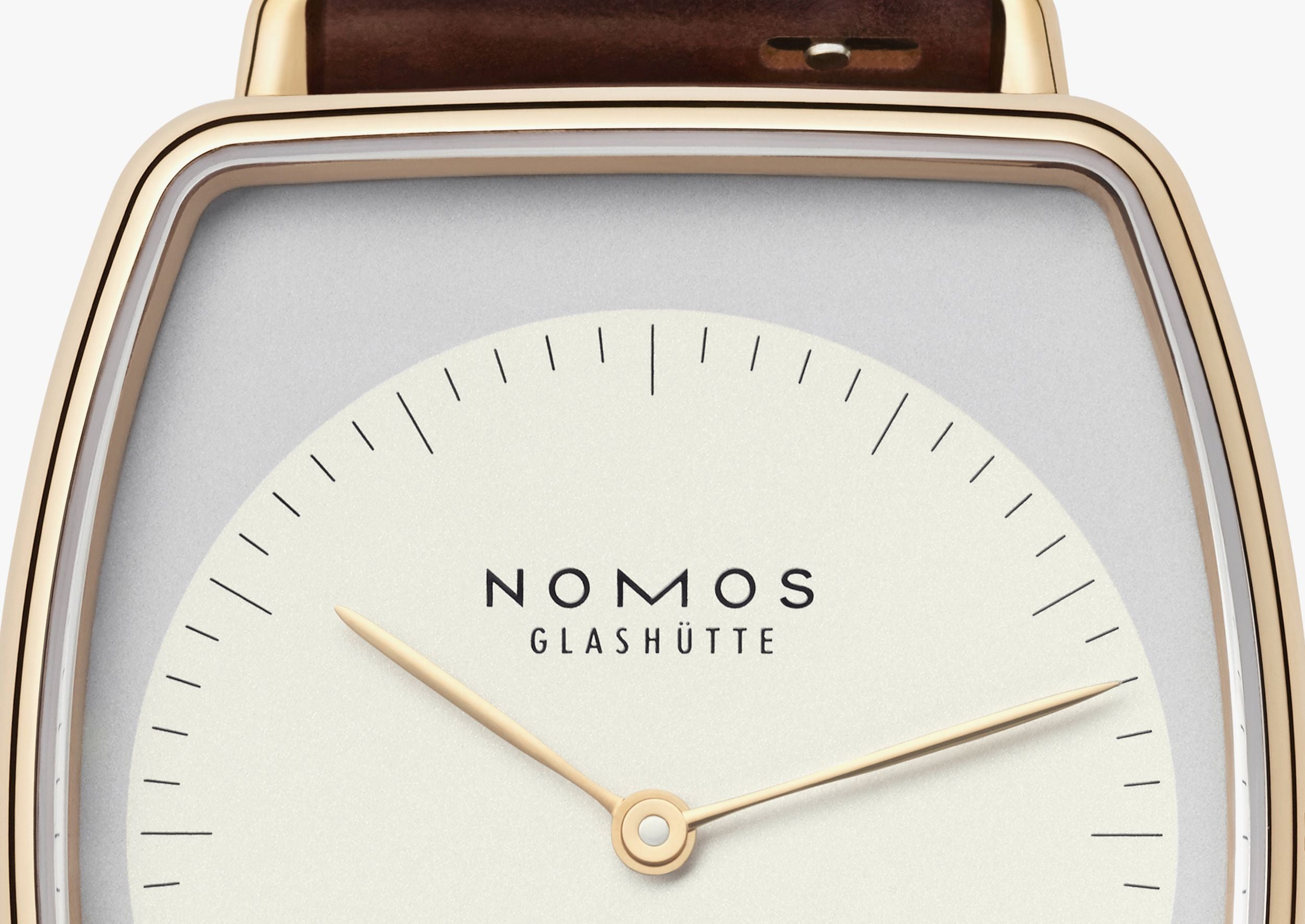 Lux Hermelin NOMOS Glashütte