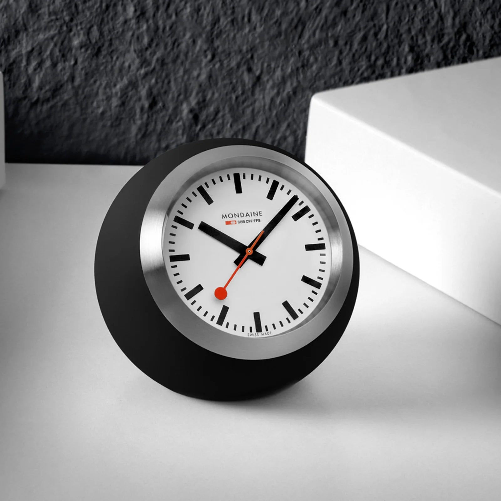 Globe Clock A660.30335.16SBO Mondaine