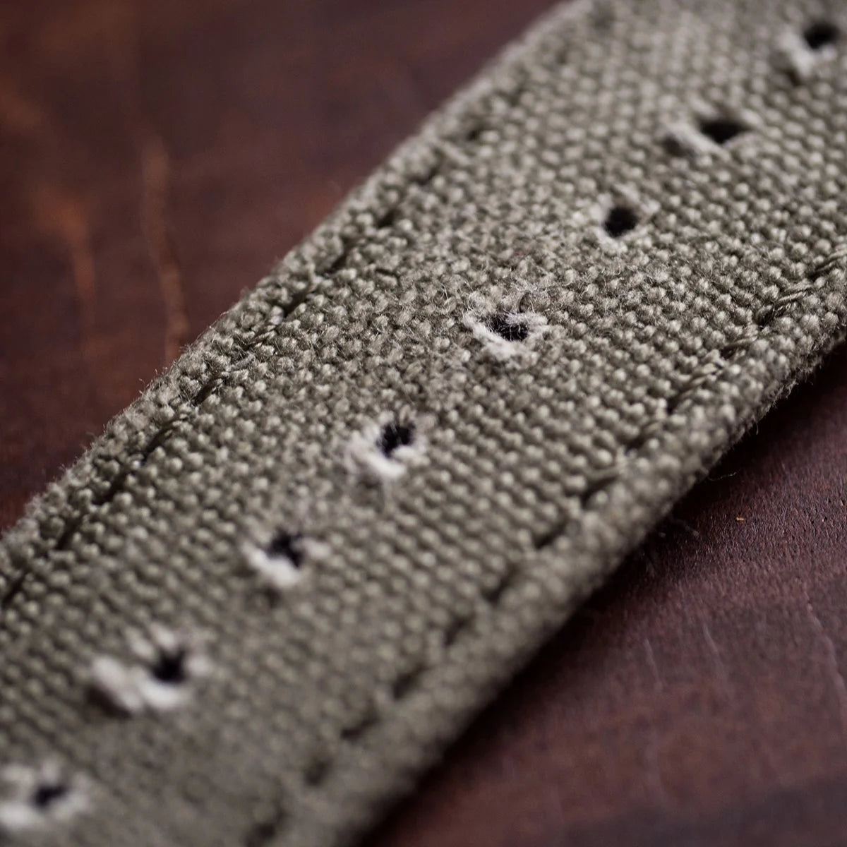 Barracuda - Milspec/ Aged Edition/ Canvas Strap "Aged" + Beige Nato Strap Set WMT-AB031S WMT