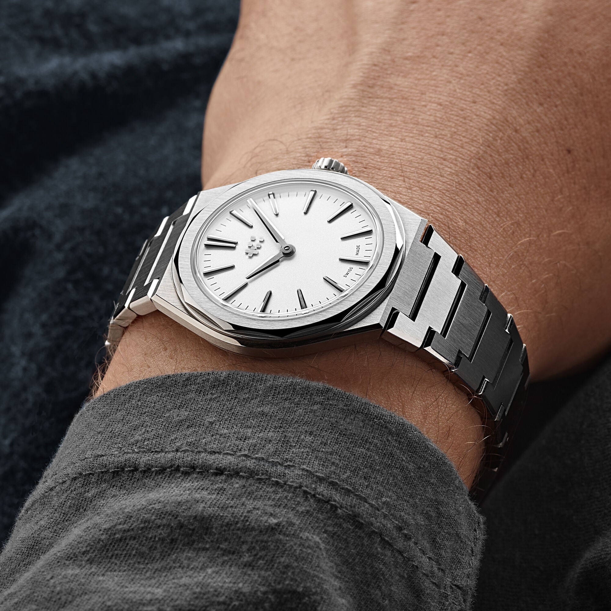 The Twelve 660 Christopher Ward