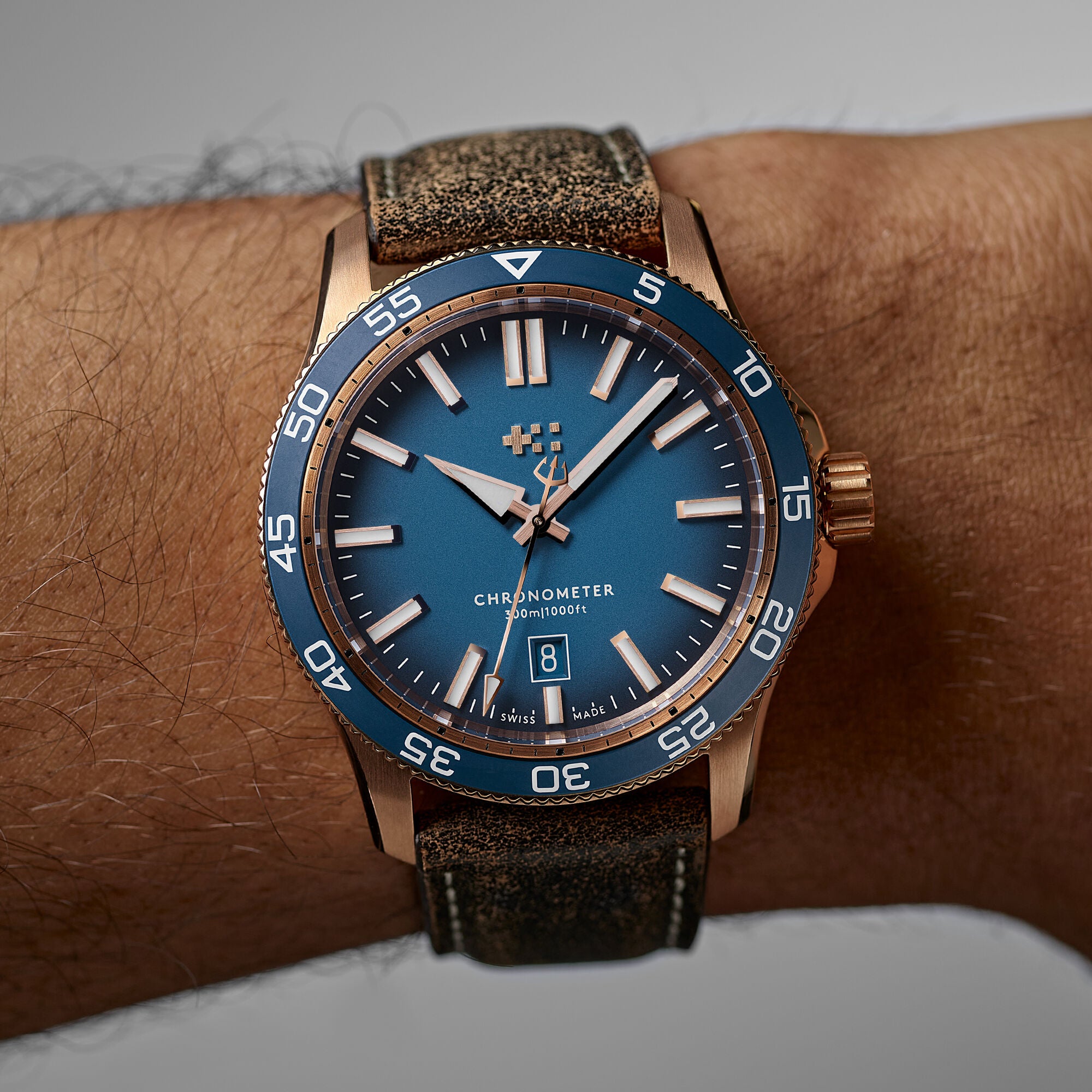 C60 Pro 300 Bronze Christopher Ward