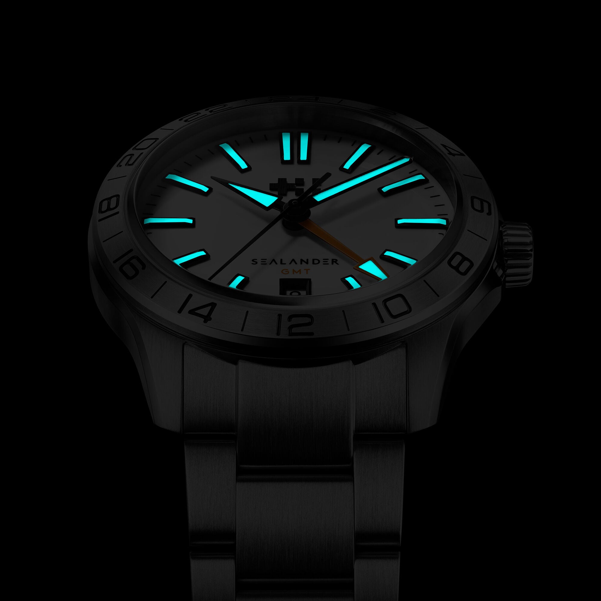 C63 Sealander GMT Christopher Ward