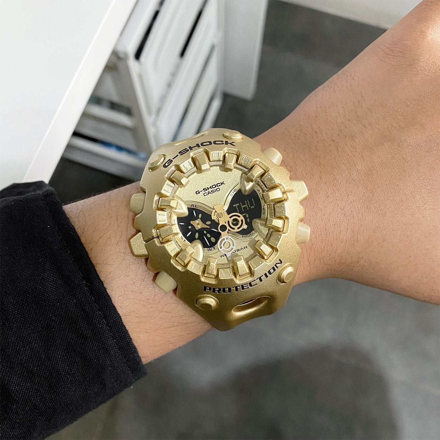 Casio - GA-V01A-9ADR