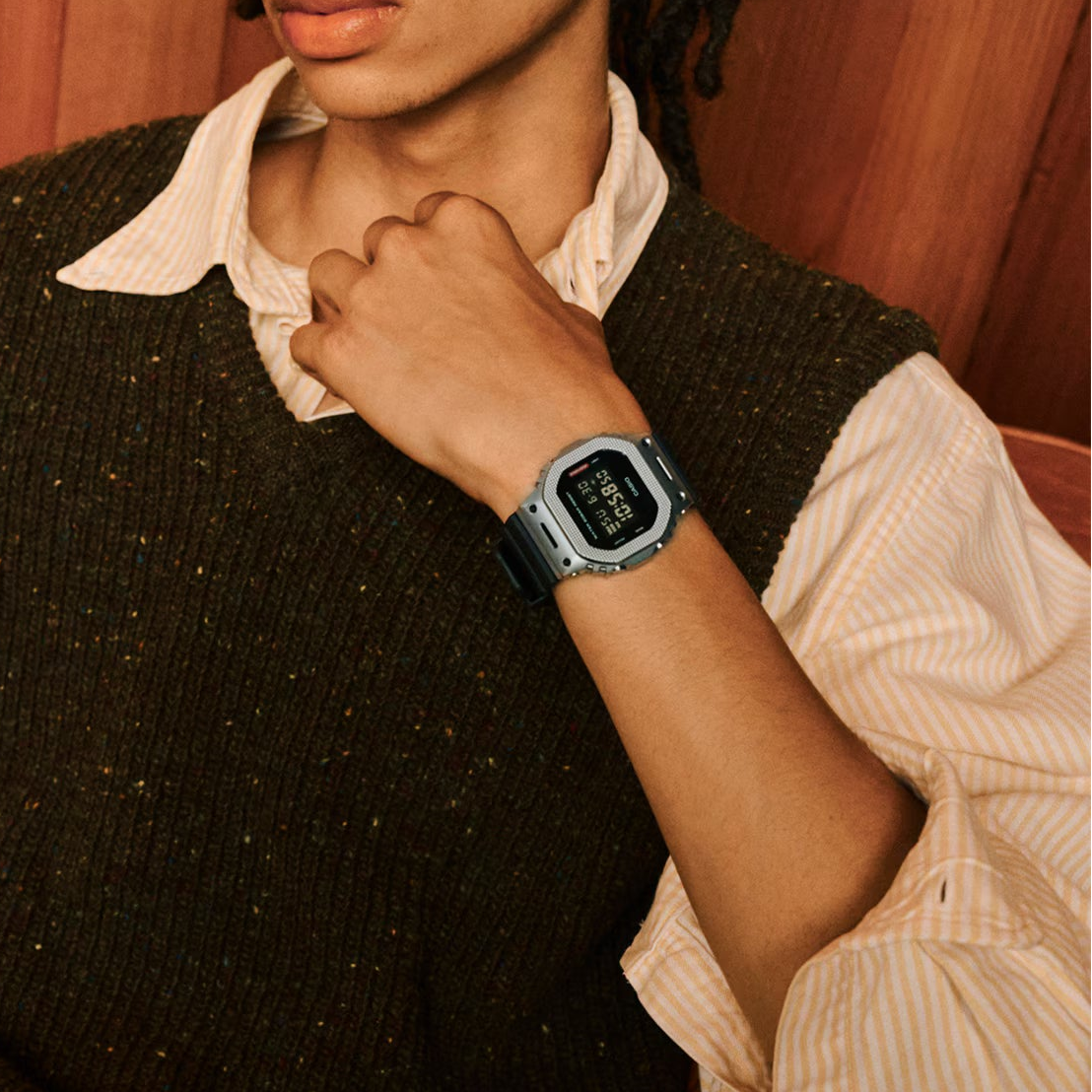 Casio - GM-5600M-1DR G-Shock
