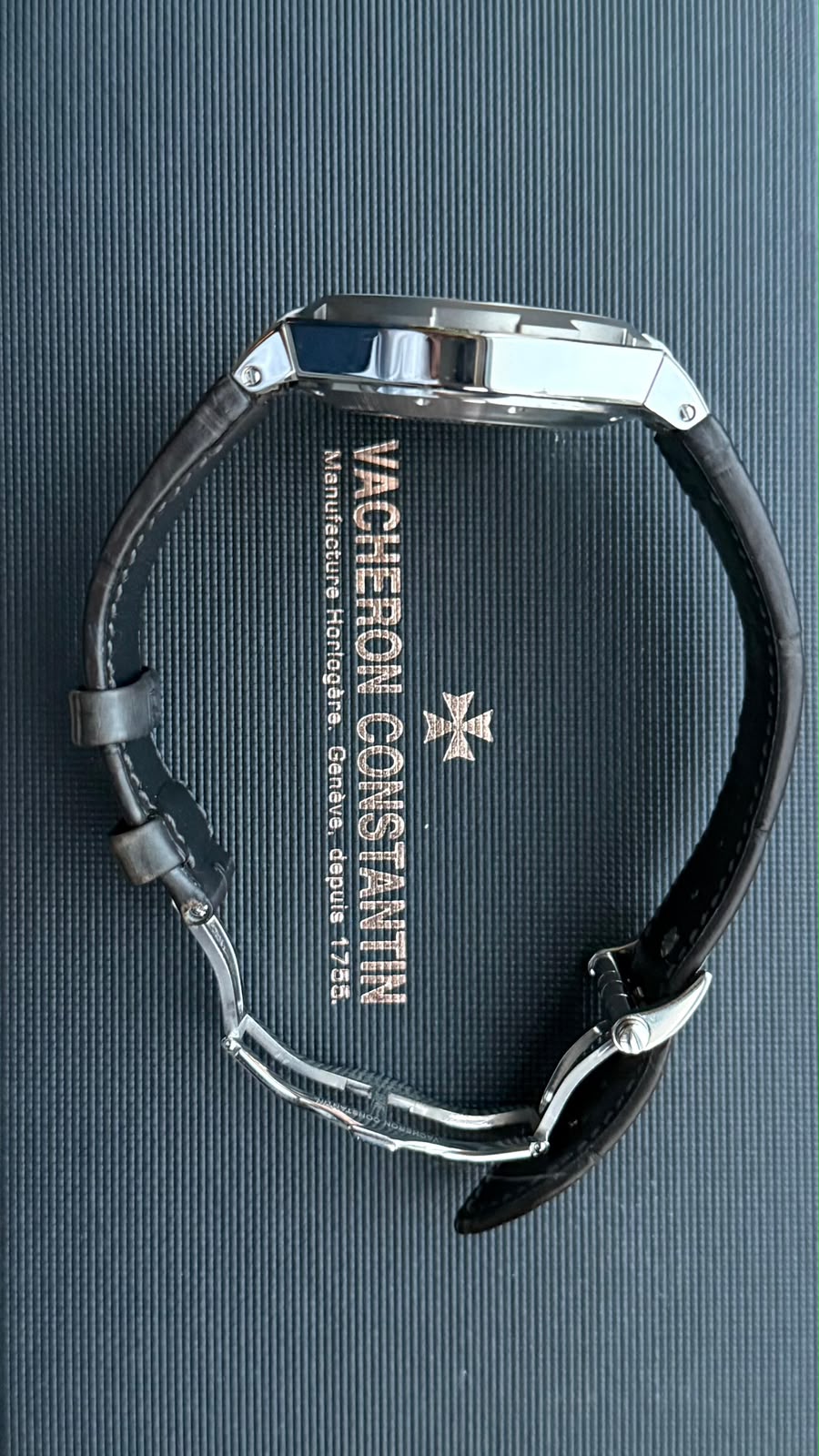 Vacheron Constantin Overseas Chronograph "Deep Stream", Reference 49150/000W-9501 Vacheron Constantin