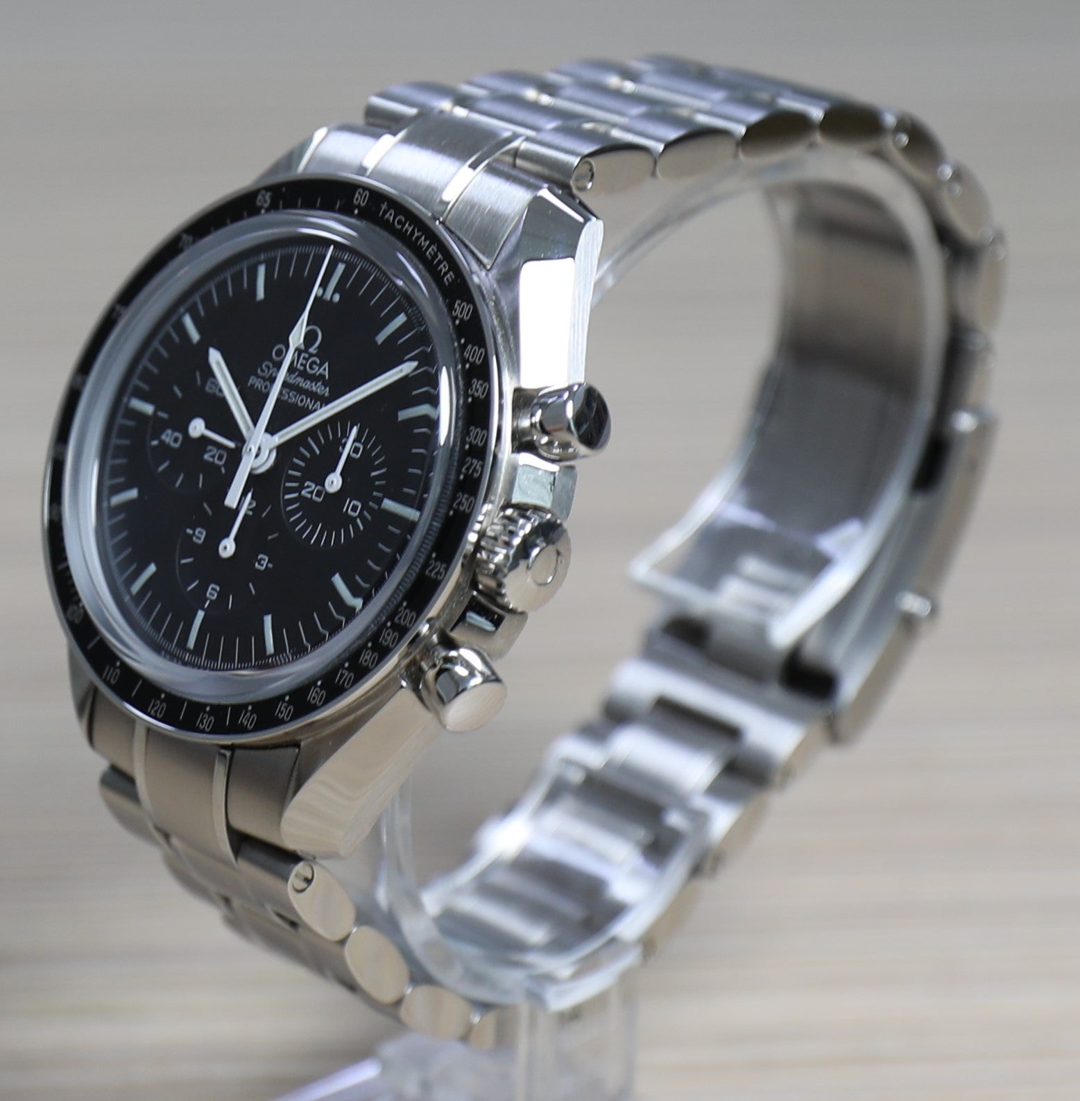 Omega Speedmaster Professional Moonwatch – 1861 – Sapphire Dome and CasebacksBack – Unworn - Azzam Watches
