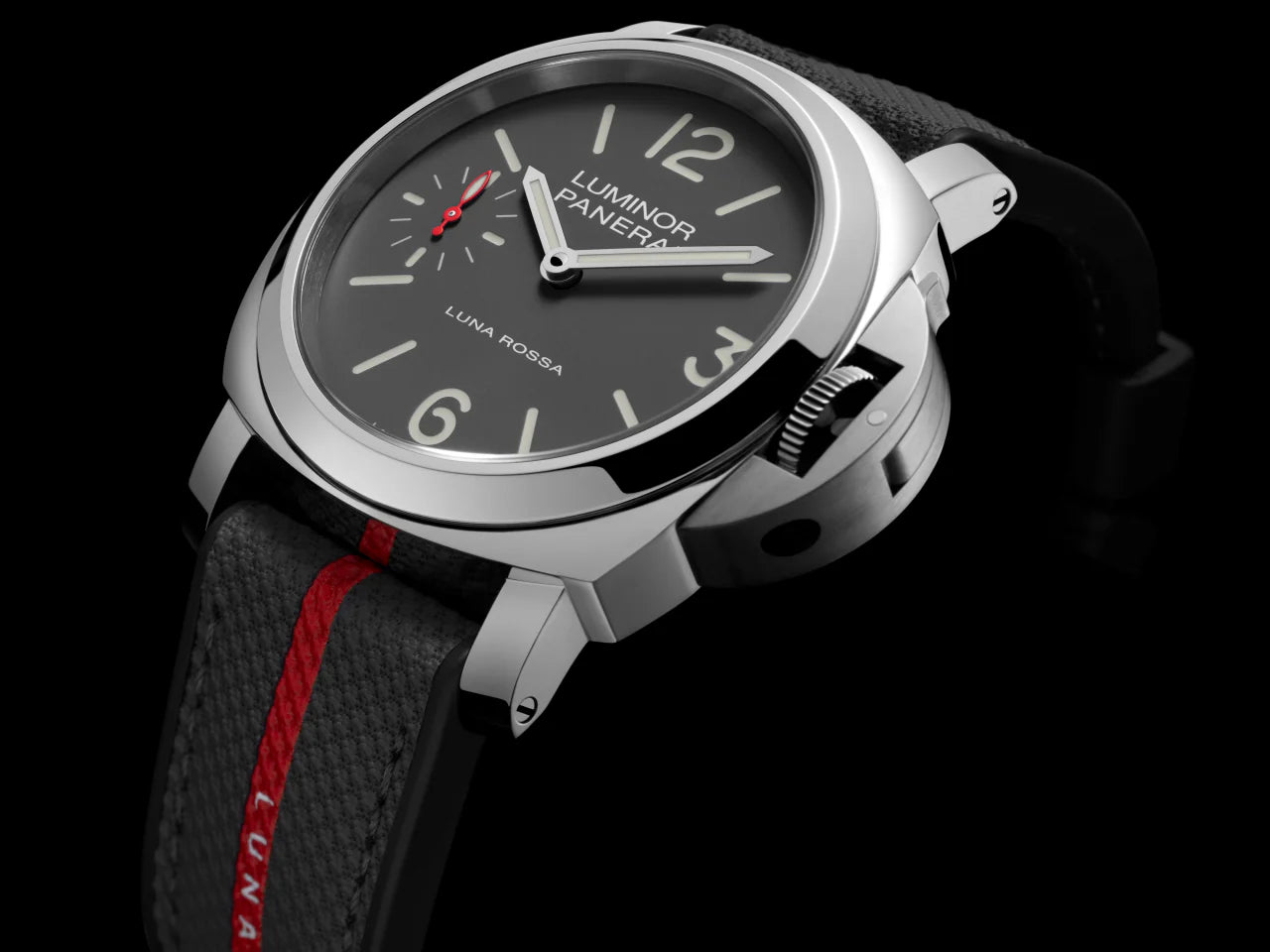 Luminor Luna Rossa 44mm, Steel PAM01653 Panerai