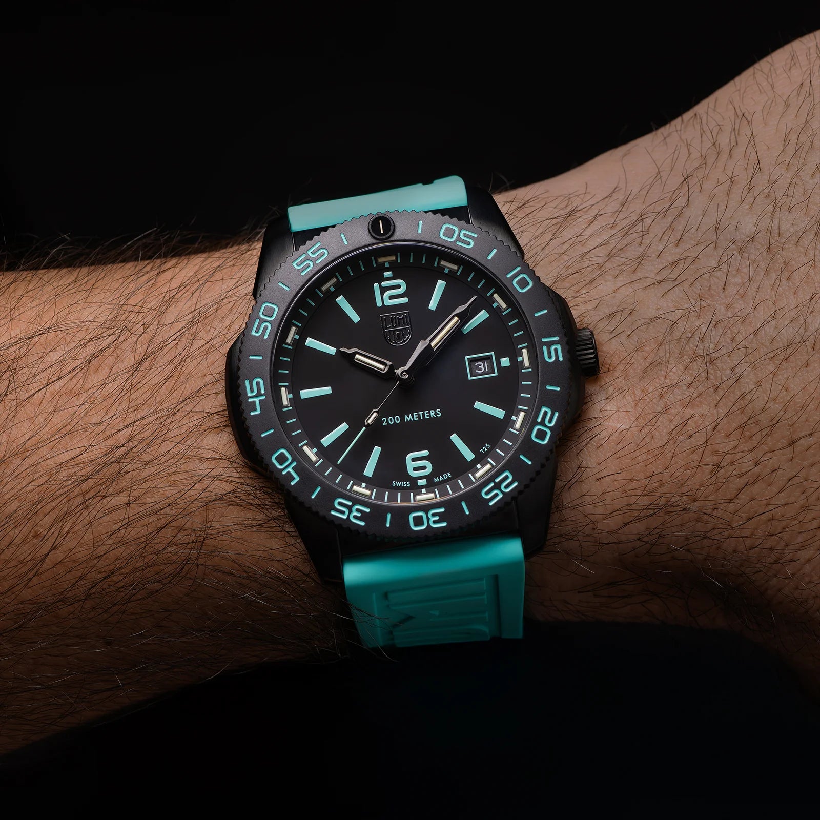 Pacific Diver 44mm Limited Edition XS.3124.N.SET Luminox