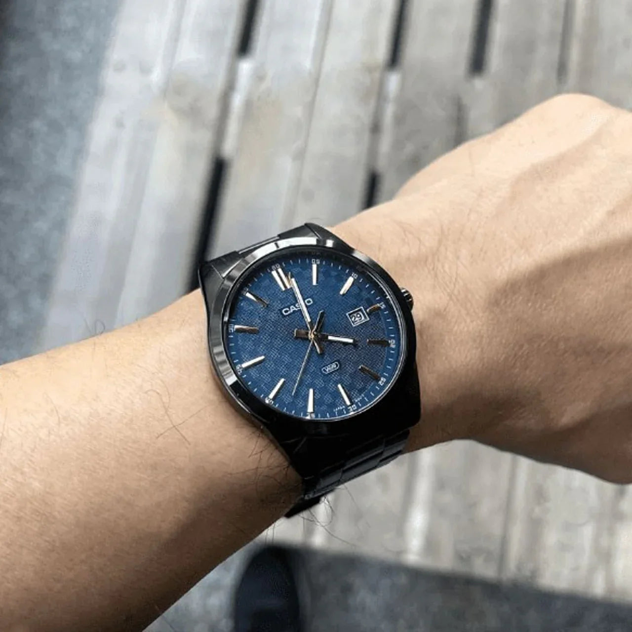 Casio - MTP-VD03B-2AUDF