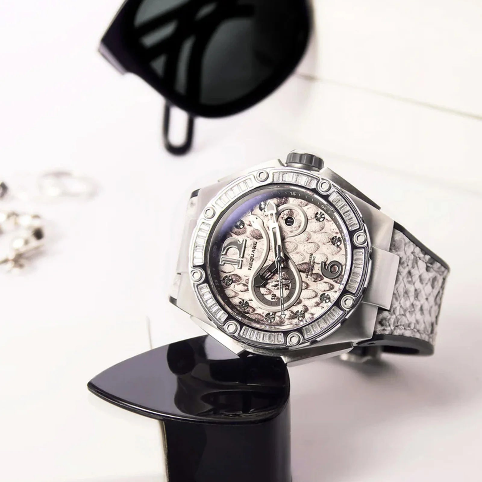 SnakeQueen Automatic 46mm White L0471-N11.2 NSquare