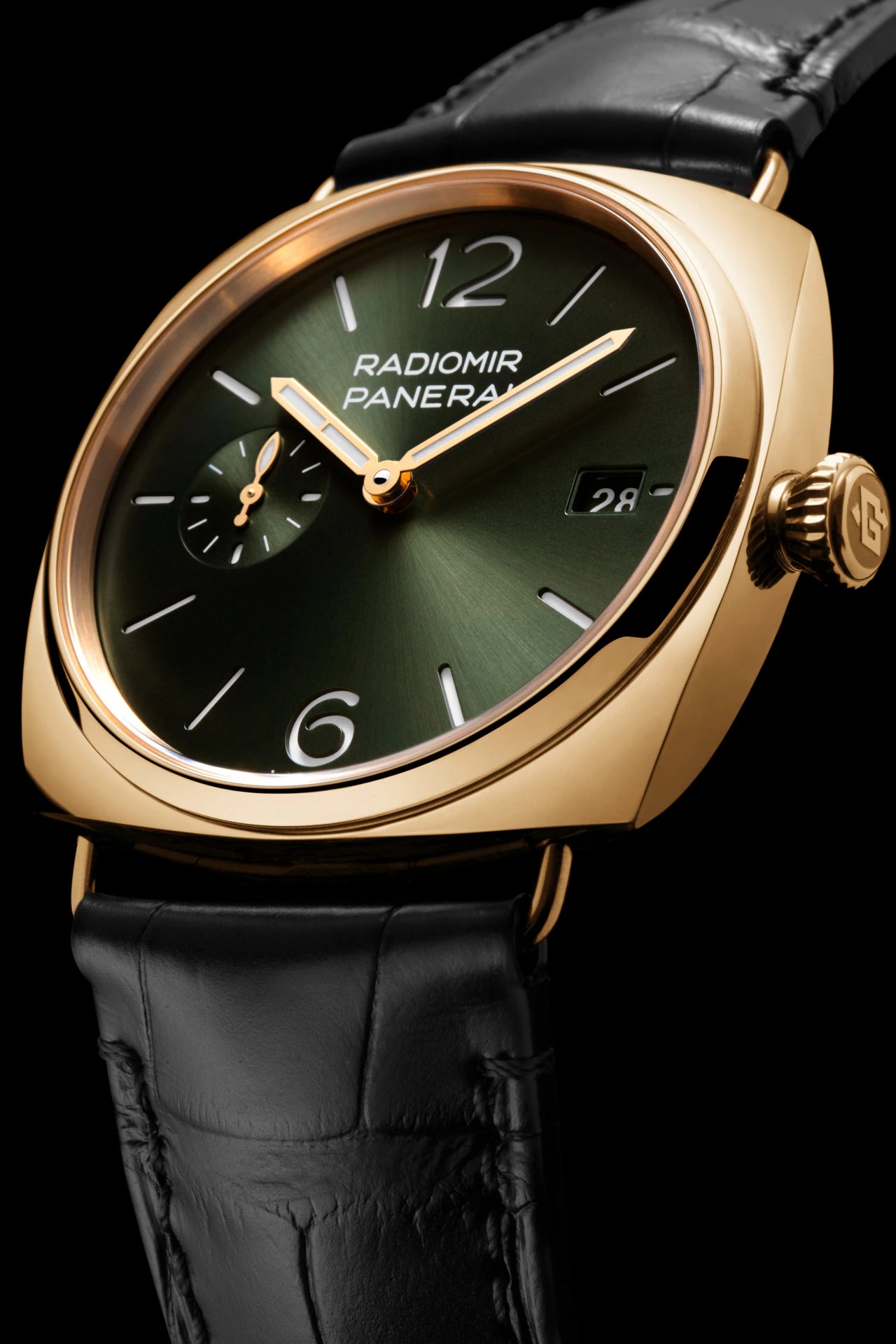Radiomir 40mm, Yellow gold PAM01437
