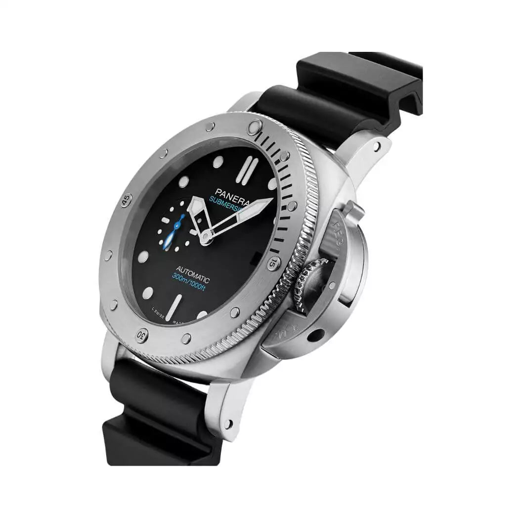 Panerai Luminor Submersible Pam00973 Black Dial 42Mm Stainless Steel Black Rubber Straps Men’S Watch