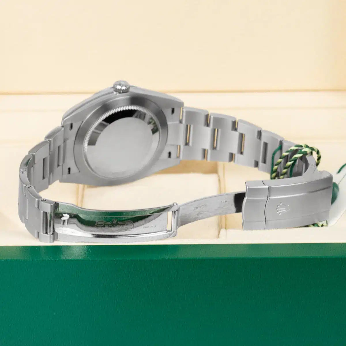 Rolex Oyster Perpetual 124300-0005 Green Index Dial Smooth Bezel 41Mm Stainless Steel Men’S Watch