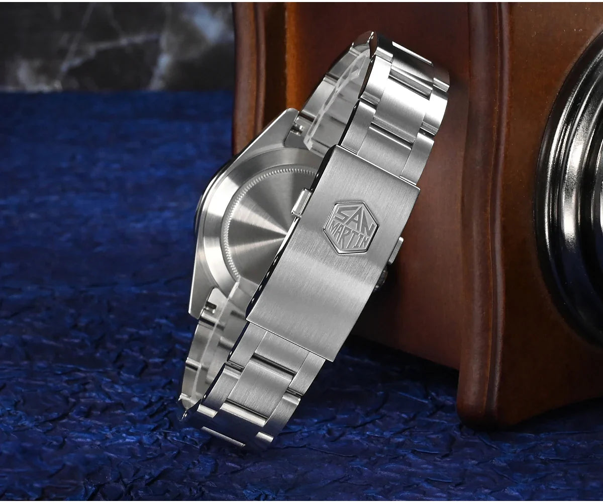 San Martin Automatic 100m GMT 39mm