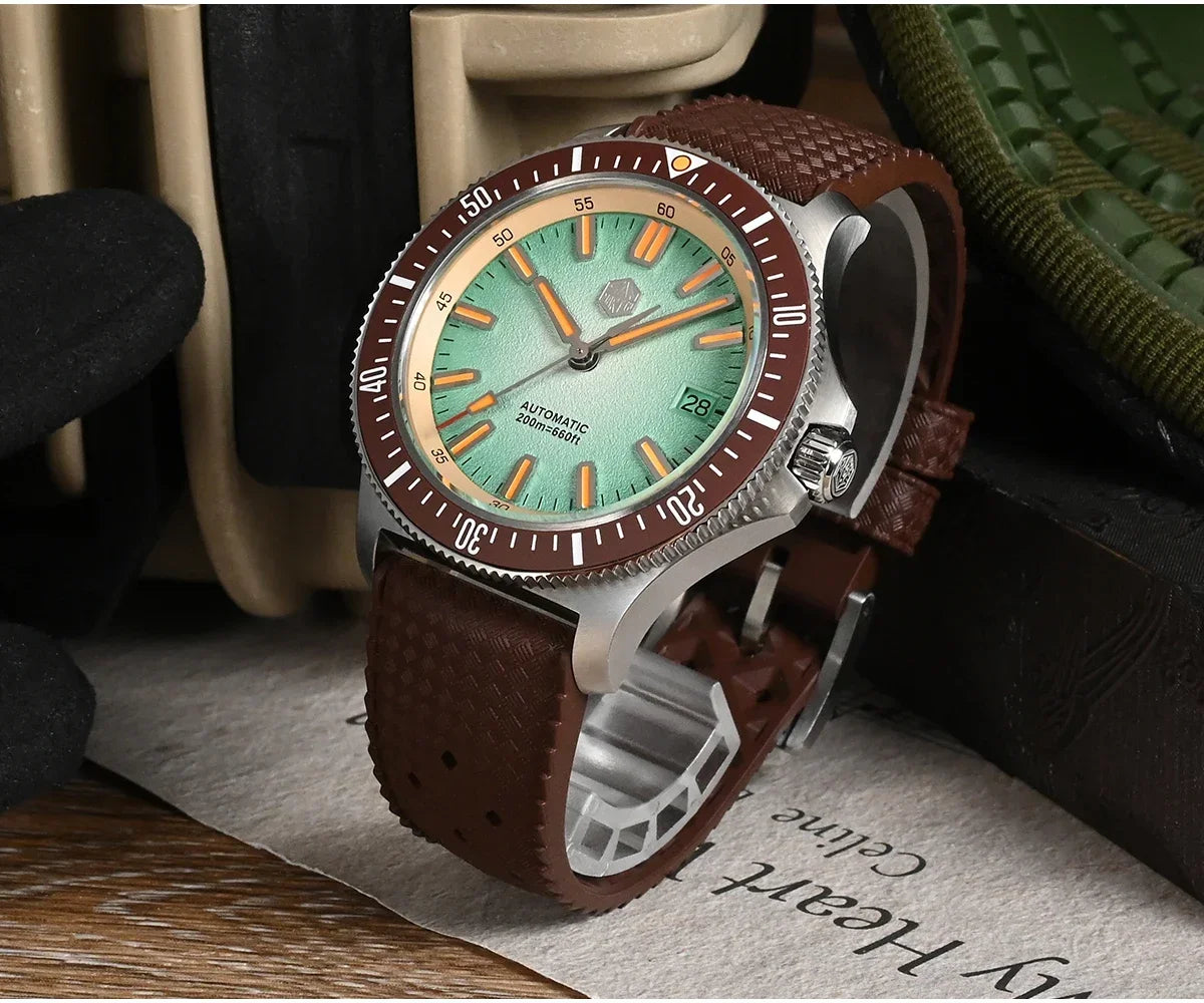 San Martin Automatic 200m Original Design Sapphire Luminous 40mm
