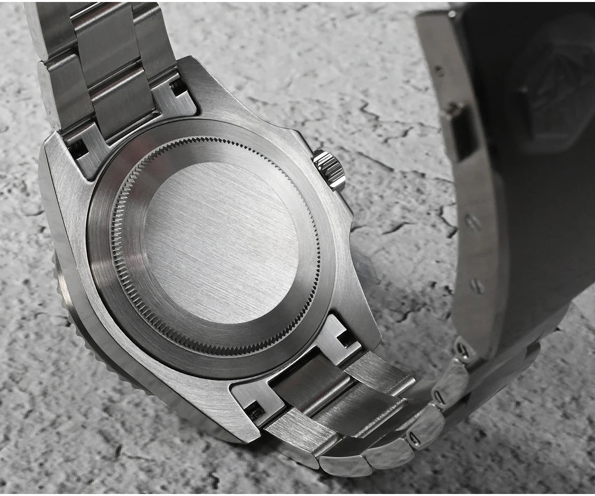San Martin 300m Automatic 39mm 316L Sapphire