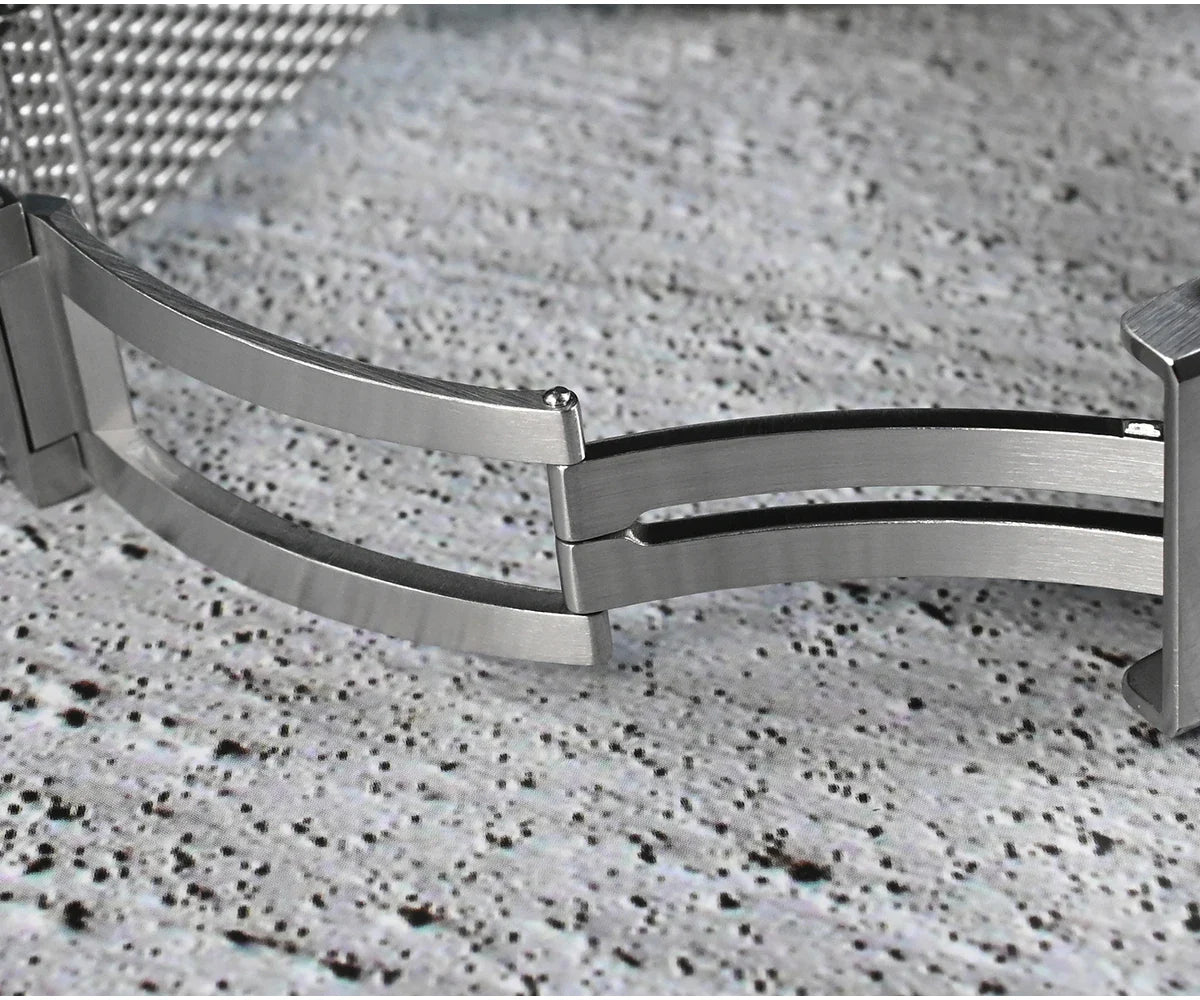 San Martin Automatic 10Bar GMT Mesh Milanese Bracelet 39mm