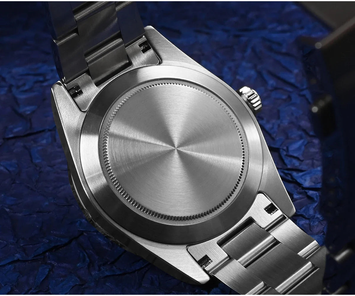 San Martin Automatic 100m GMT 39mm