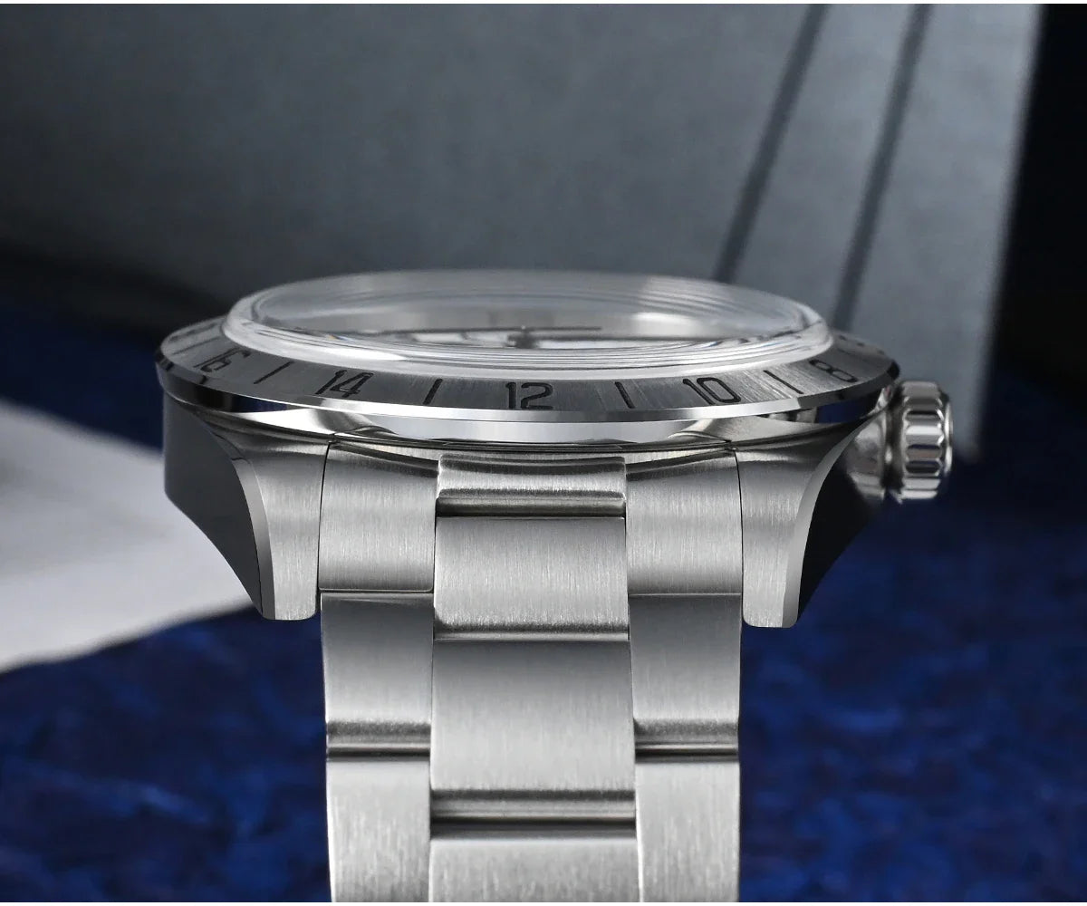 San Martin Automatic 100m GMT 39mm