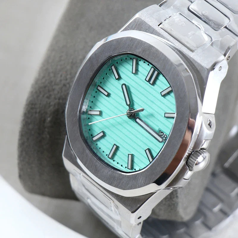 Customizing Nautilus Sapphire Crystal NH35 Japan Automatic 41mm