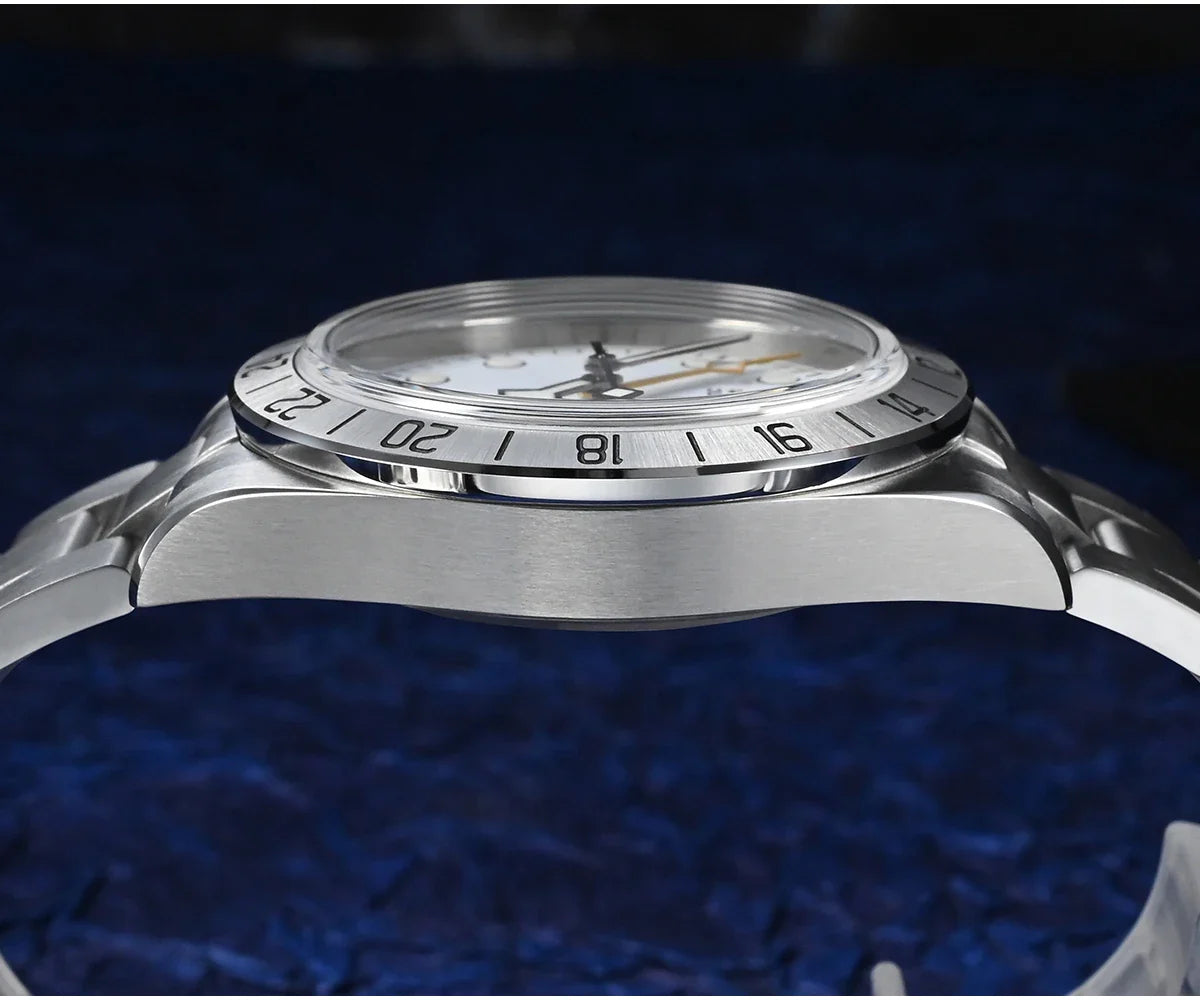 San Martin Automatic 100m GMT 39mm