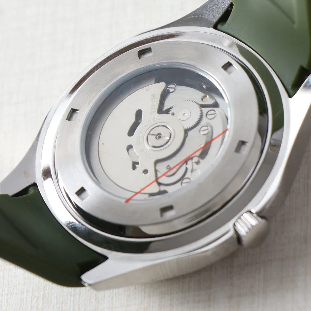 Customizing Aquanaut Automatic Sapphire 39.5mm