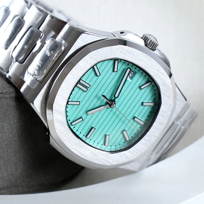 Customizing Nautilus Sapphire Crystal NH35 Japan Automatic 41mm