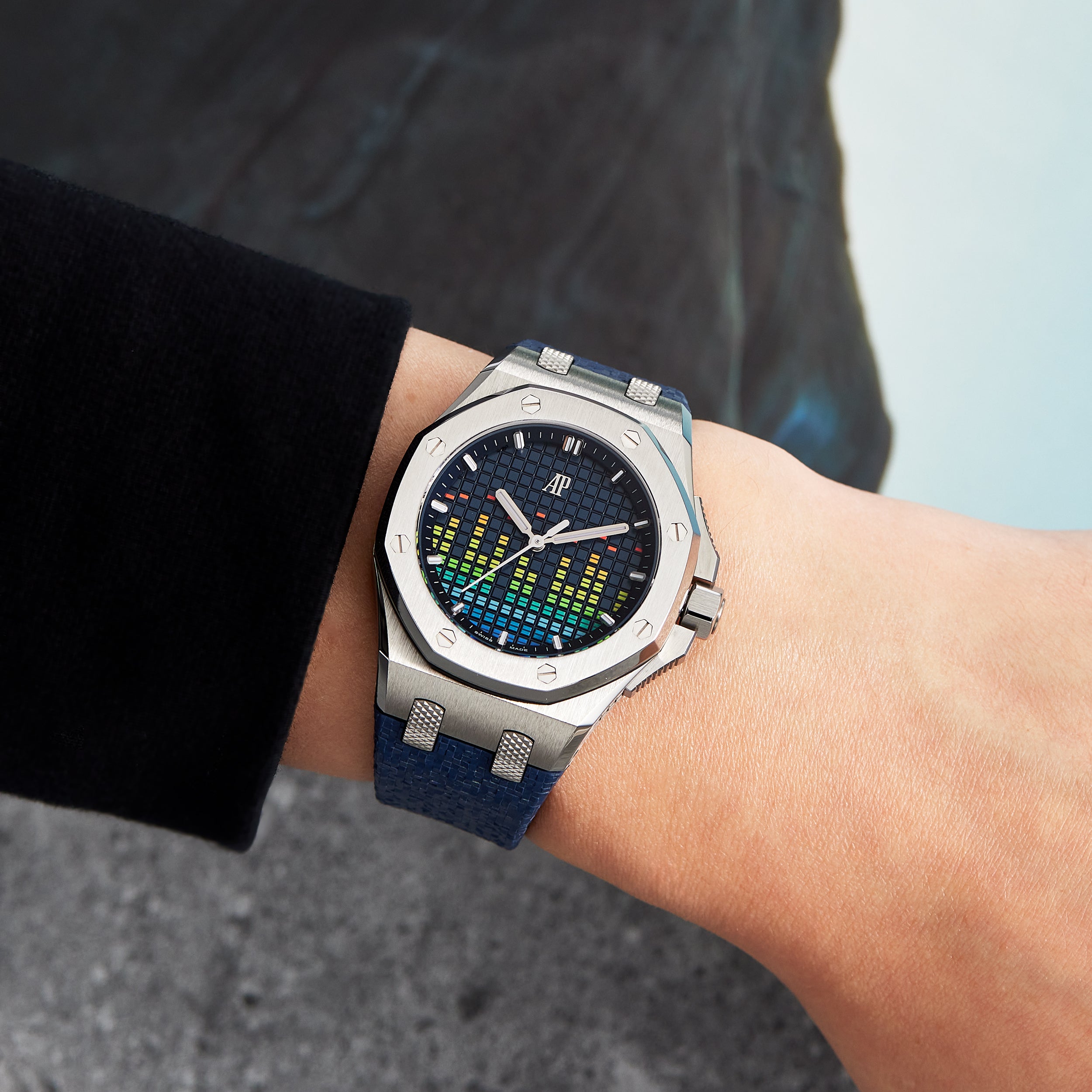 Audemars Piguet 77600TI.OO.A343CA.01 Royal Oak Offshore Titanium With Blue Rubber