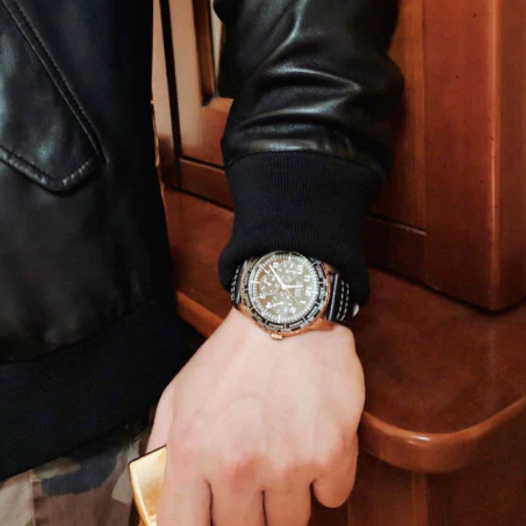 Guess - W1170G2 - Azzam Watches