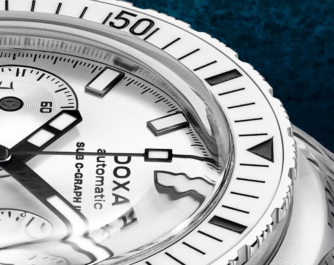 DOXA MEN'S SILVER TONE CASE SILVER DIAL AUTOMATIC WATCH