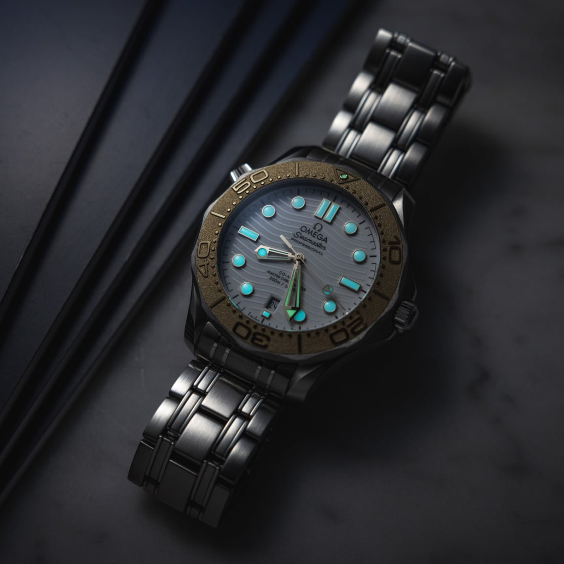 OMEGA SEAMASTER DIVER 300M - Paris 2024