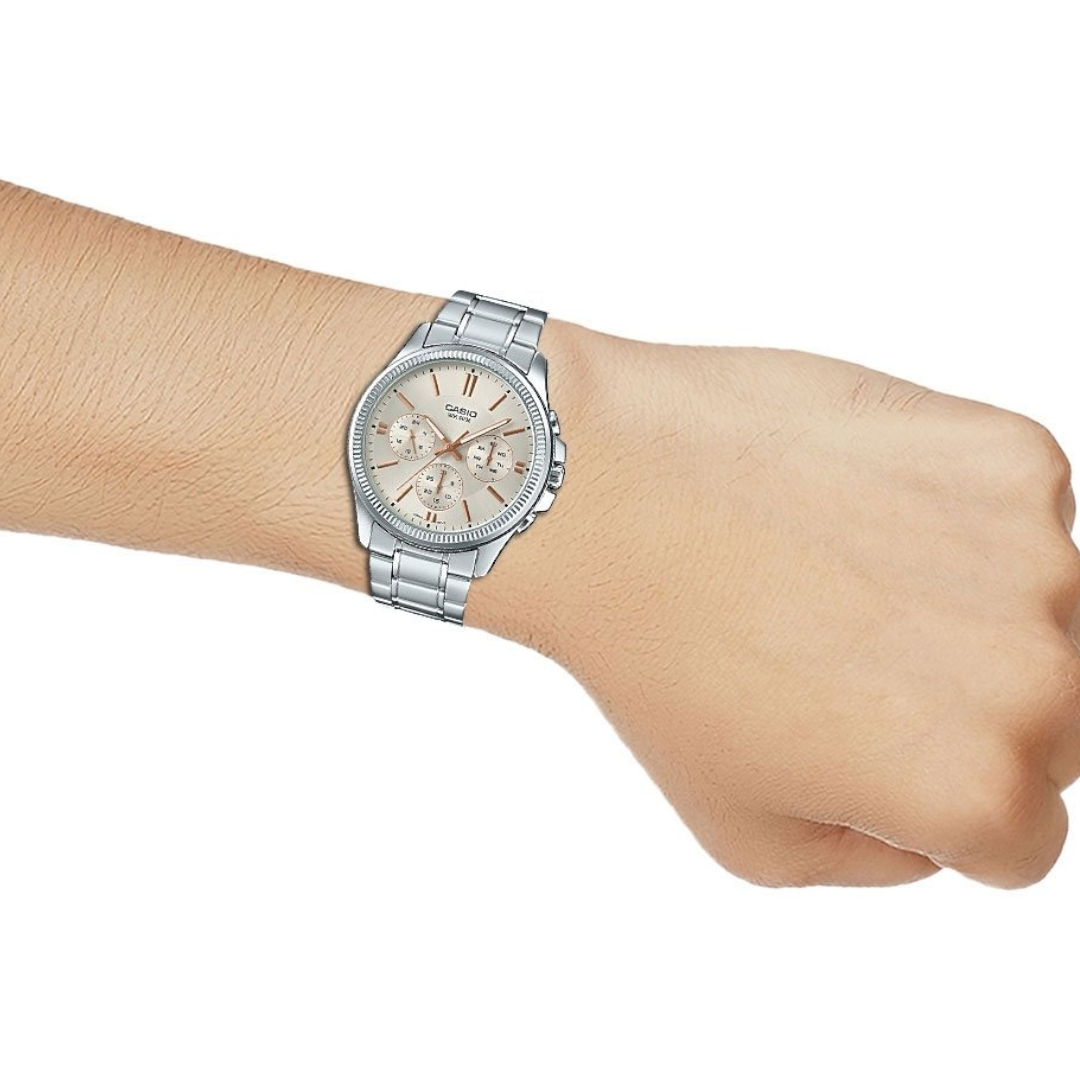 Casio - MTP-1375D-7A2VDF - Azzam Watches