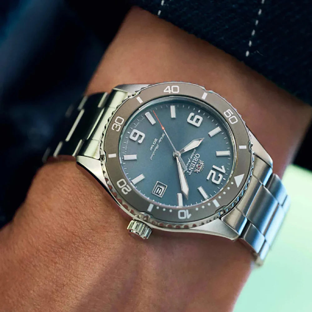 ORIENT SPORTS MAKO 40 SOLAR GENTS WATCH