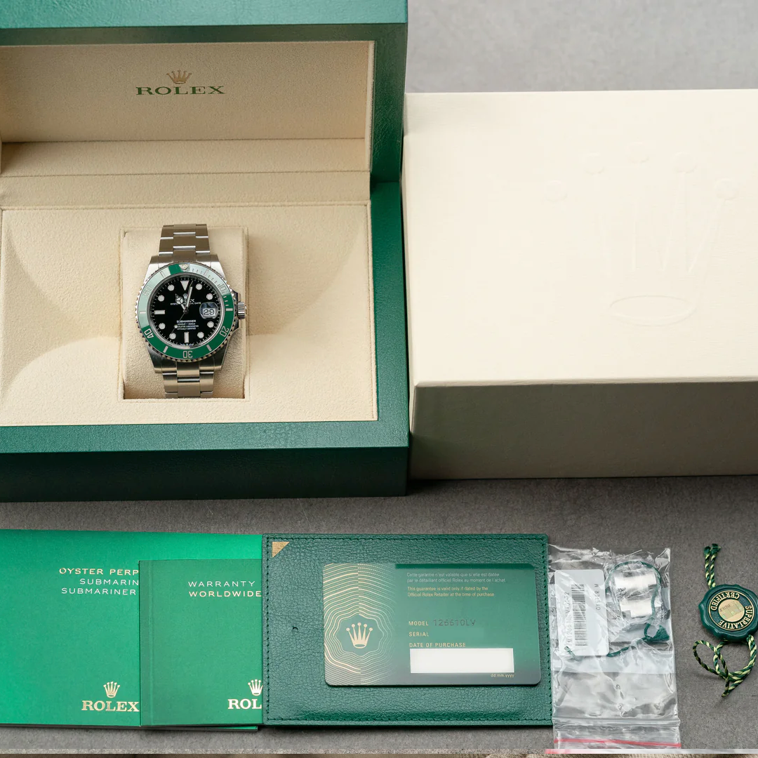 Rolex Oyster Perpetual Submariner 126610LV-0002 Kermit/Starbucks 41Mm Stainless Steel