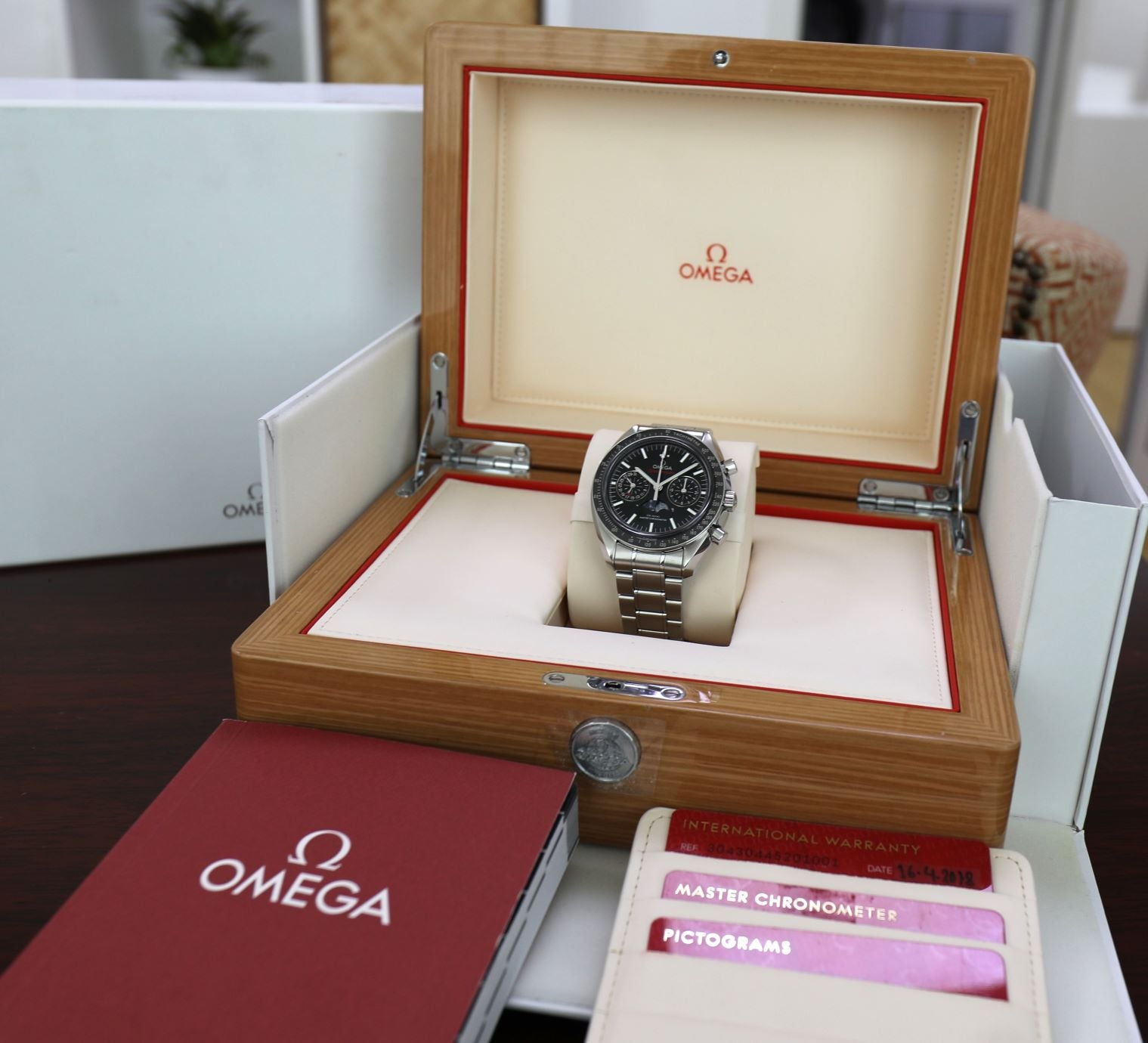 Omega Speedmaster Moonwatch Moonphase Co-Axial Chronograph 44.25mm - Azzam Watches