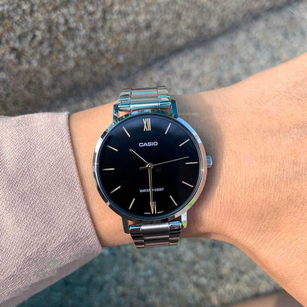 CASIO - LTP-VT01D-1BUDF - Azzam Watches