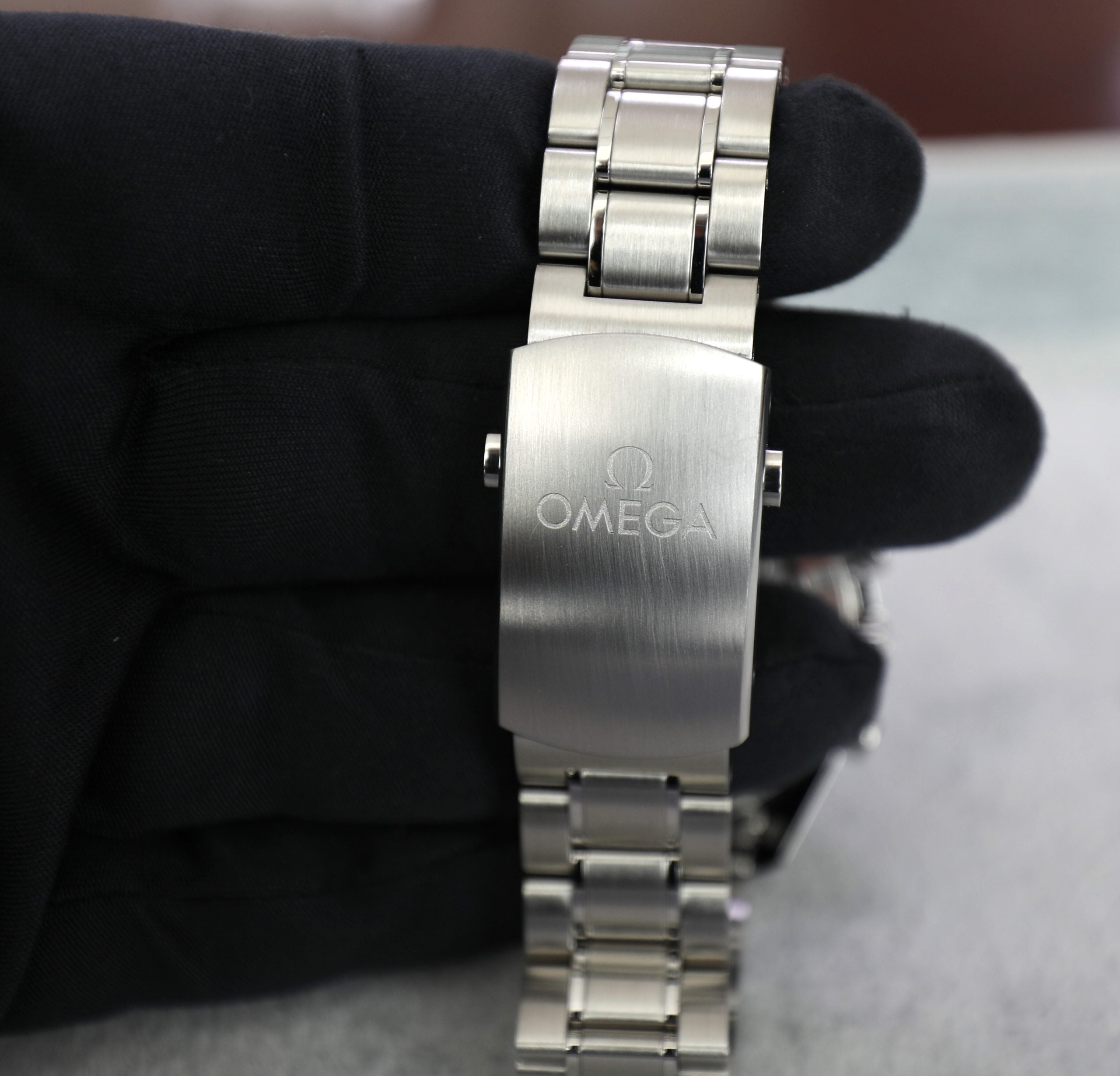 Omega Speedmaster 2020 Tokyo – Panda Dial – 42mm – Limited Edition – Unworn Mint – Full Set - Azzam Watches